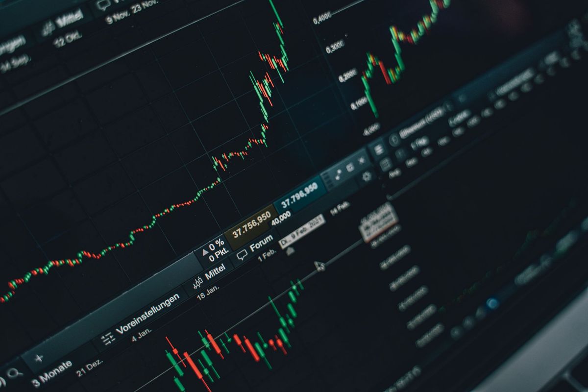 NAV Cryptocurrency Experiences Significant Price Drop