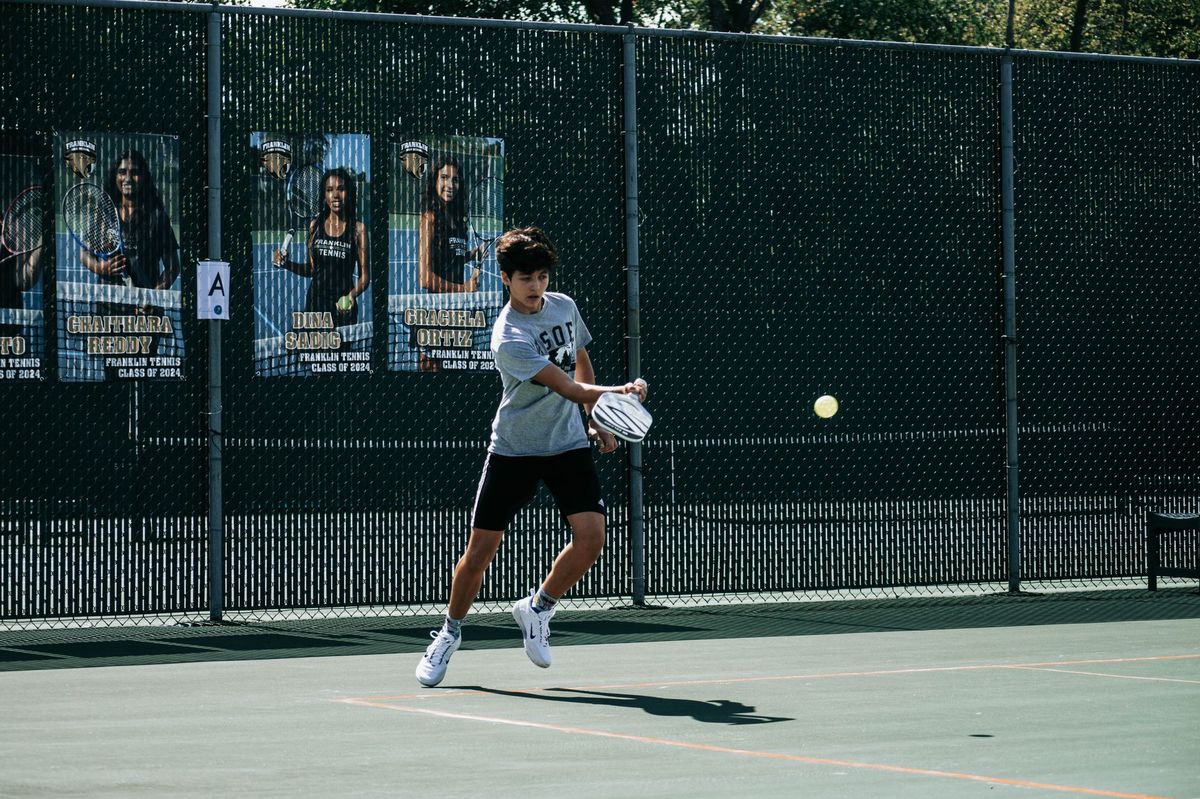 Jan Choinski Secures Second Round Spot at Wimbledon