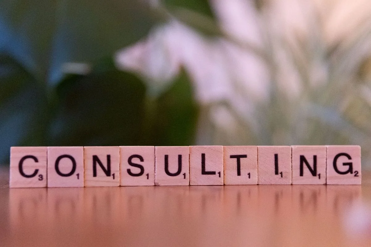 Accenture Faces Challenges Amidst Shifting Outlook