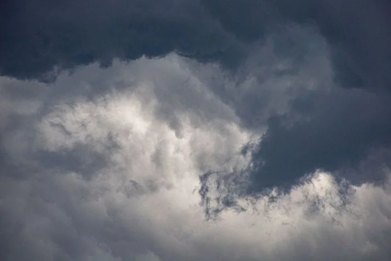 South West Braces for Heat, Humidity, and Potential Storms