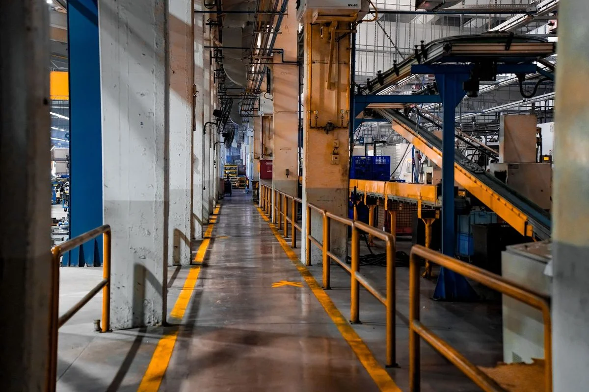UK Manufacturing Faces Job Exodus Amid High Energy Costs