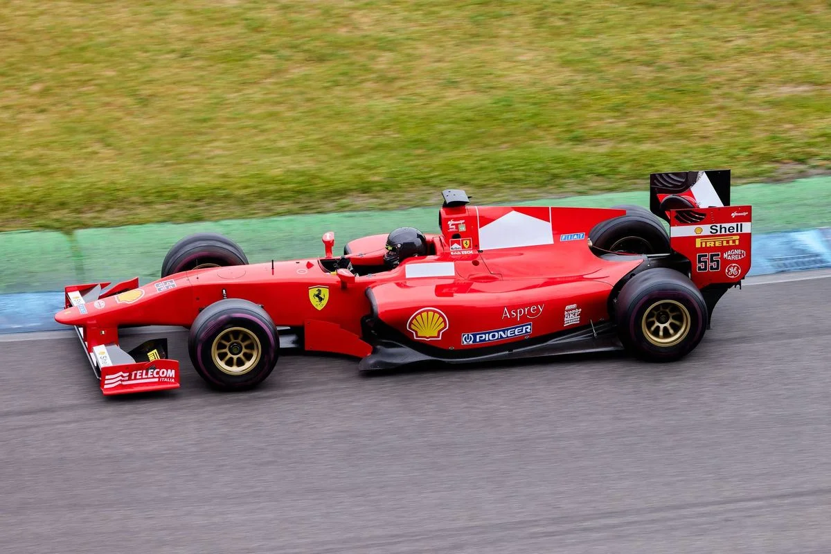 Aston Martin F1: Honda Engine Debuts