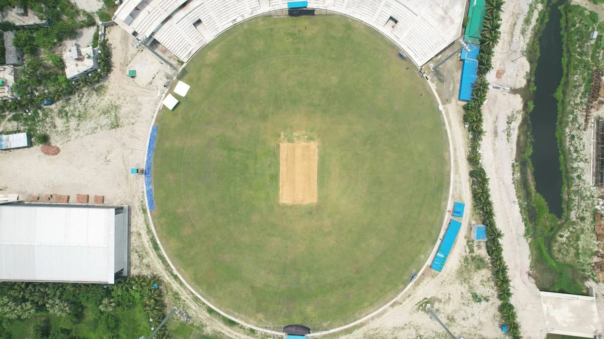Black Caps Bowl First in Crucial West Indies ODI