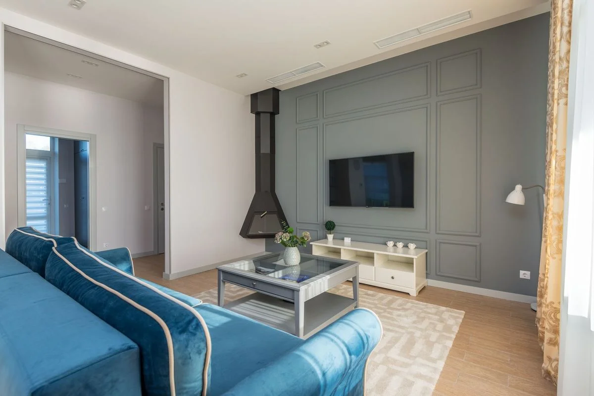 Mollie King and Stuart Broad Join Celebrity Gogglebox