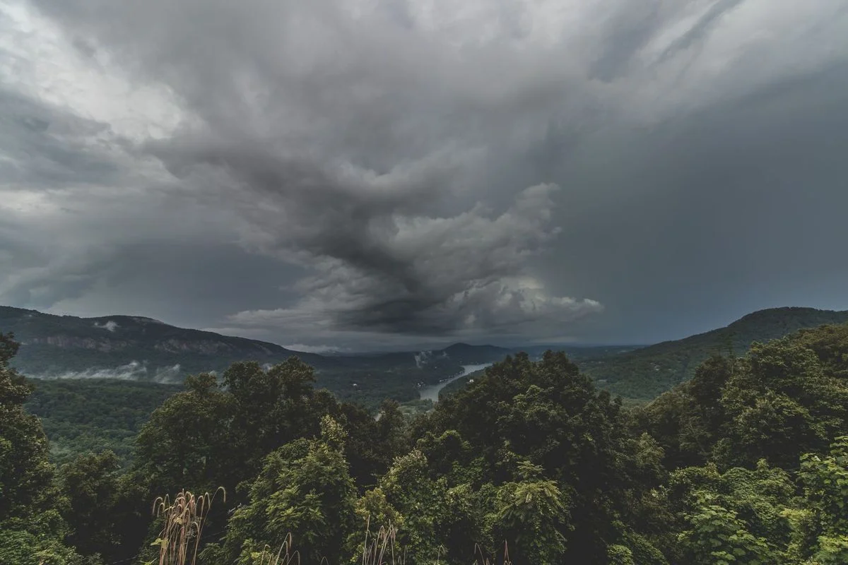 Switzerland Braces for 'Somewhat Thundery Week'